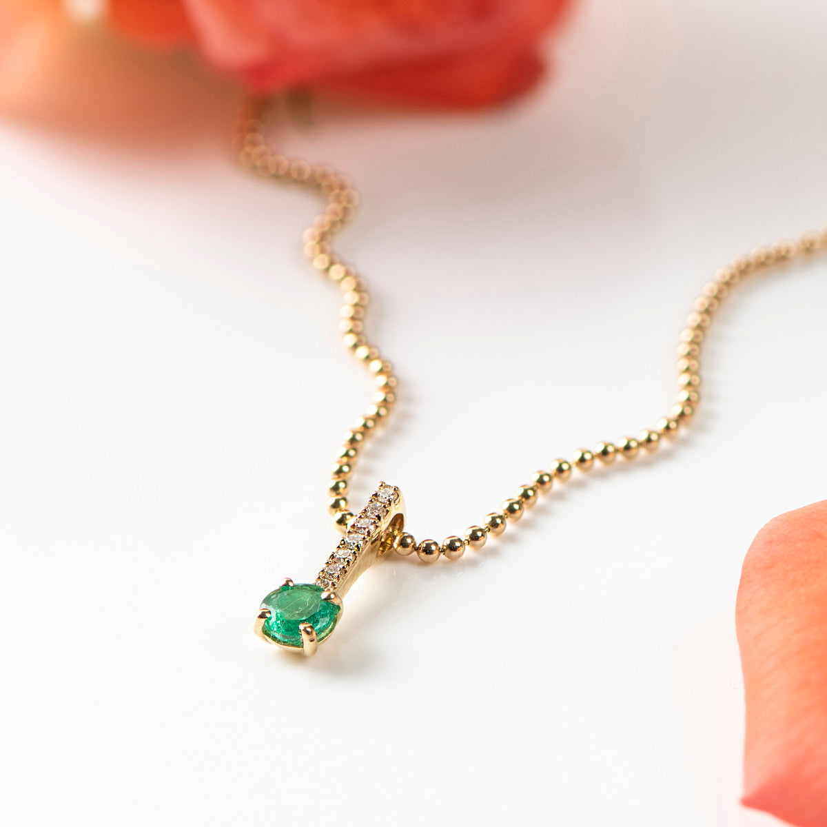 Emerald and Diamonds Pendant